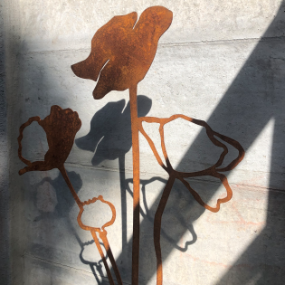 Sierlijk silhouette bloem cortenstaal