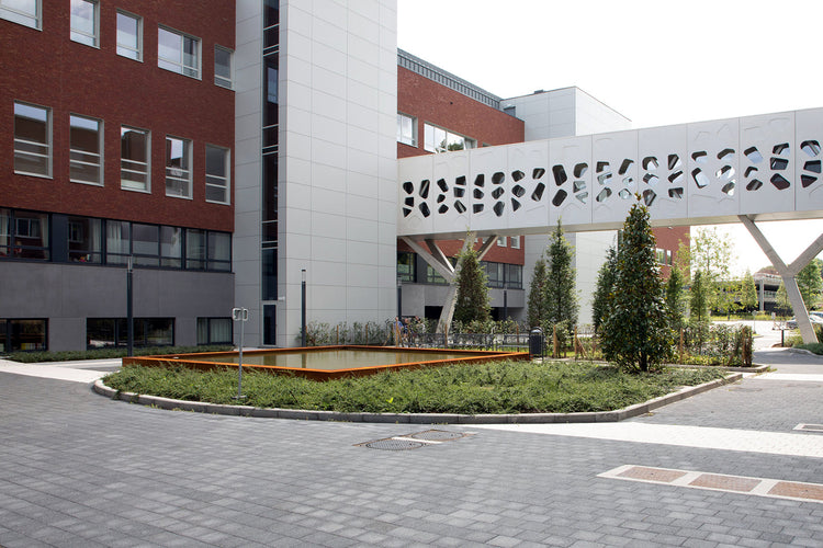 Cortenstaal in buitenruimtes